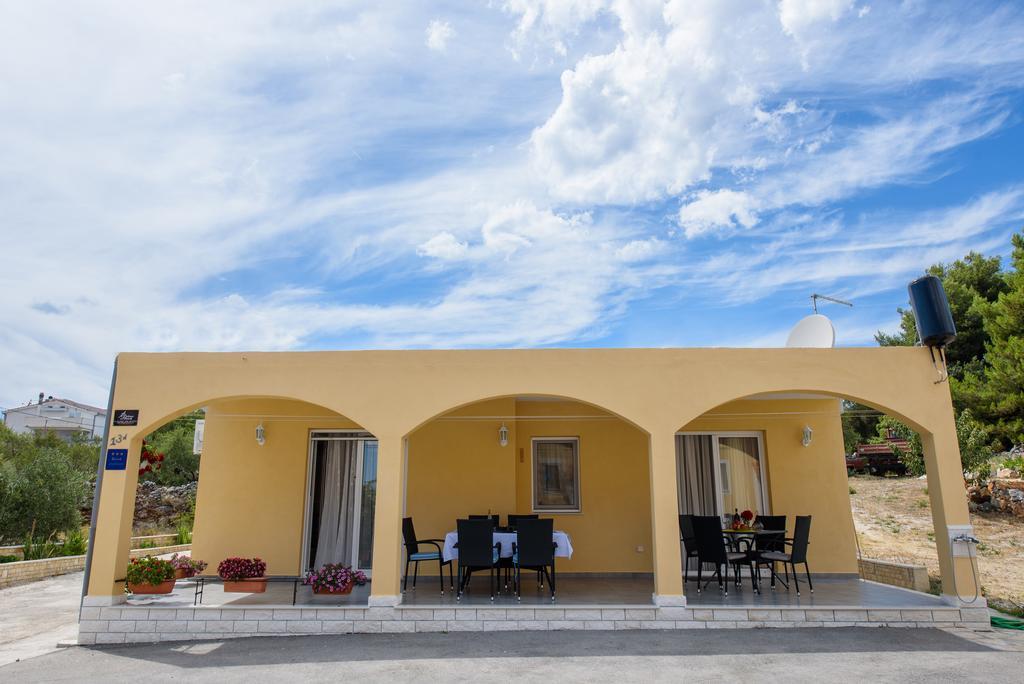 Apartments Patricia Trogir Exterior foto